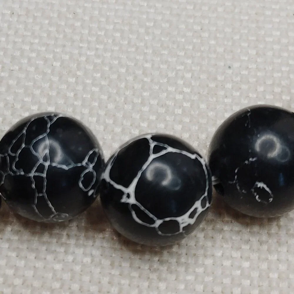 Black Crackle Agate Stretch Bracelet Silver Tone Feather Charm